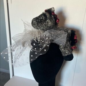 Derby Headwear with Plush Horse